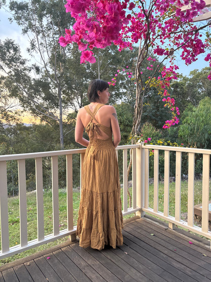 Sample Flow dress