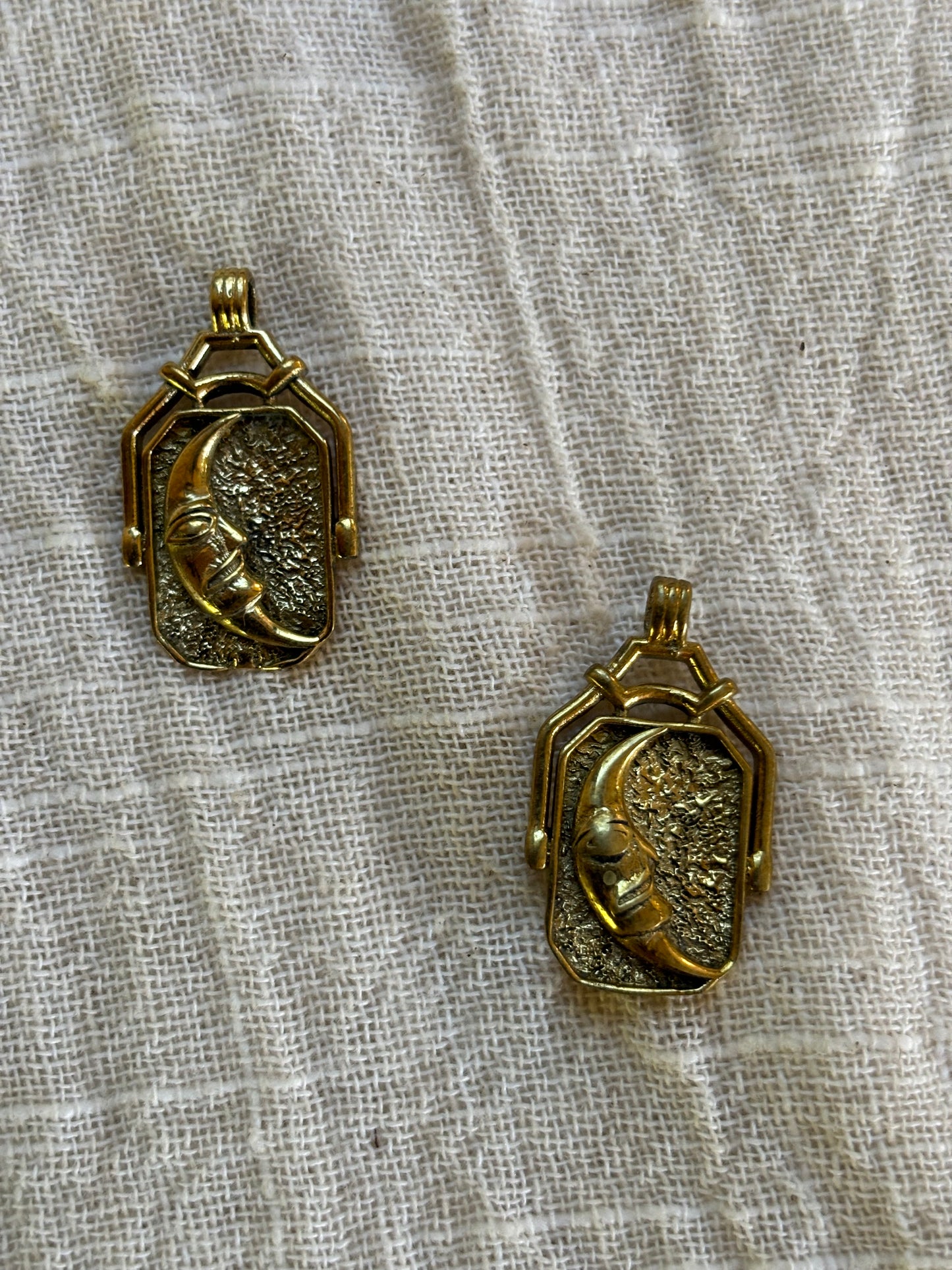 Moon Pendant
